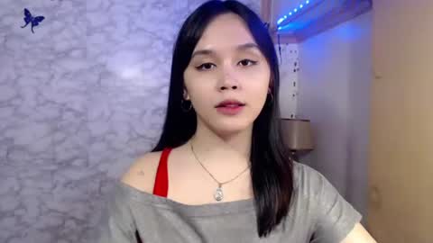 Ms Pia online show from 04.04.26