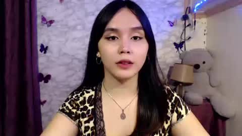 Ms Pia online show from 04.18.26