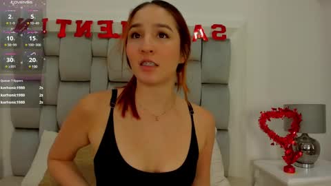 Snapshot of pia_johnson_ chatting on 02.15.25 online show from 02.15.25