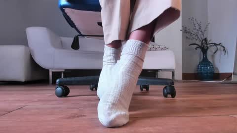 Snapshot of pia_mo chatting on 12.26.24    Special Couple Show - WELCOME TO XMAS   5 and 6 December  - 2 at 8 pm COL hour online show from 12.26.24