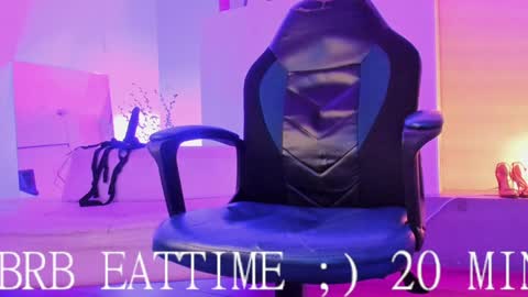 Snapshot of pia_mo chatting on 01.28.25    Special Couple Show - WELCOME TO XMAS   5 and 6 December  - 2 at 8 pm COL hour online show from 01.28.25