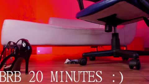 Snapshot of pia_mo chatting on 02.07.25    Special Couple Show - WELCOME TO XMAS   5 and 6 December  - 2 at 8 pm COL hour online show from 02.07.25