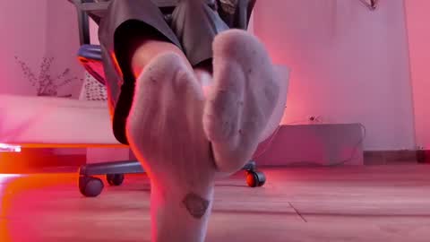 Snapshot of pia_mo chatting on 02.11.25    Special Couple Show - WELCOME TO XMAS   5 and 6 December  - 2 at 8 pm COL hour online show from 02.11.25