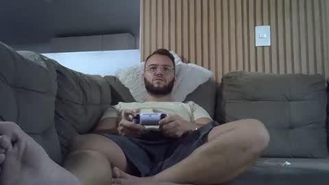 Snapshot of piazaocwbbb chatting on 10.10.25 piazaocwbbb online show from 10.10.25