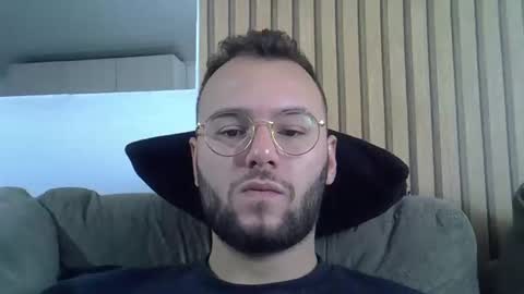 Snapshot of piazaocwbbb chatting on 10.21.25 piazaocwbbb online show from 10.21.25