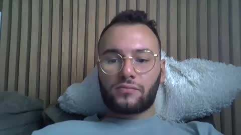 Snapshot of piazaocwbbb chatting on 10.22.25 piazaocwbbb online show from 10.22.25