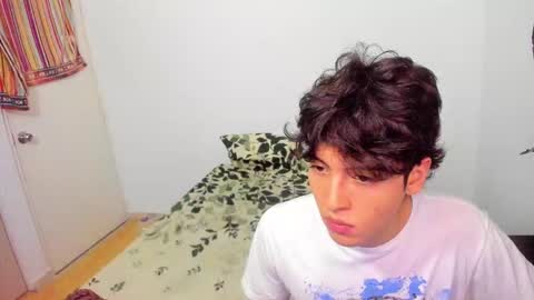 picaszomilos350 online show from 03.05.26