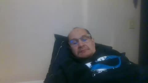 pichoun71 online show from 01.04.25