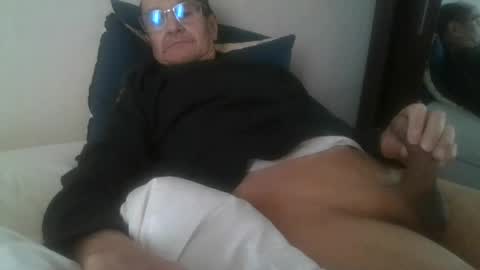 pichoun71 online show from 01.17.25