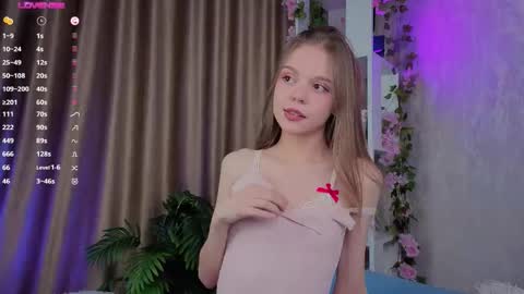 Snapshot of pickmy chatting on 10.30.25 pickmy online show from 10.30.25