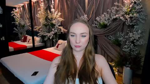 Emelie online show from 12.18.24
