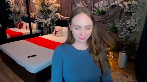 Emelie online show from 12.24.24