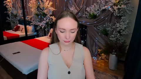 Emelie online show from 12.26.24
