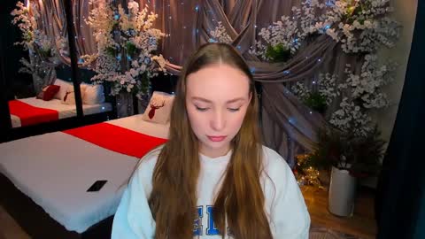 Emelie online show from 12.27.24