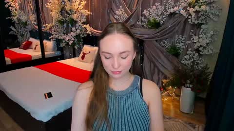 Emelie online show from 12.27.24