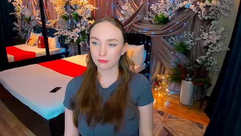 Emelie online show from 01.14.25