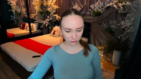 Emelie online show from 01.22.25