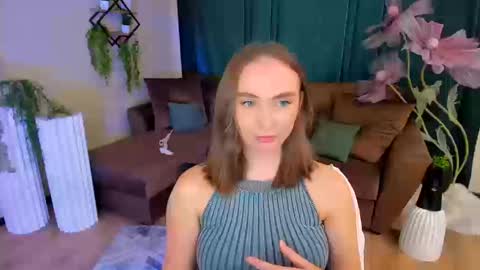 Emelie online show from 09.23.25