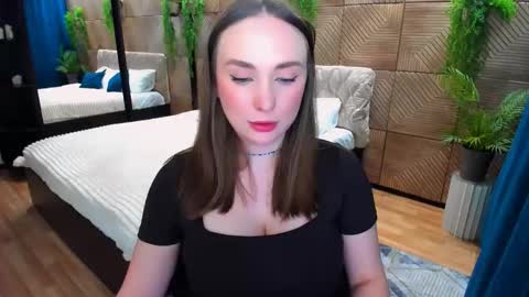 Emelie online show from 02.11.26