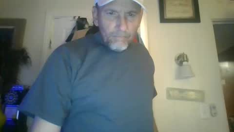 pierce702702 online show from 12.16.24
