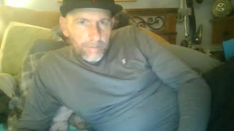 pierce702702 online show from 12.23.24