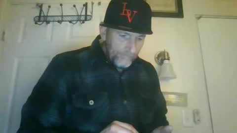 pierce702702 online show from 12.25.24