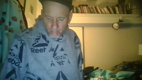 pierce702702 online show from 02.27.25