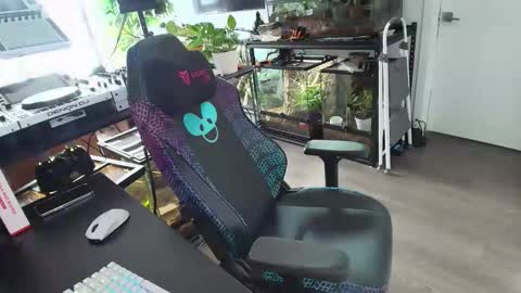 Pierre Fitch online show from 01.05.26