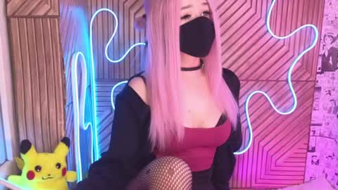 Snapshot of pika_pikaa chatting on 06.21.26 Sonya online show from 06.21.26