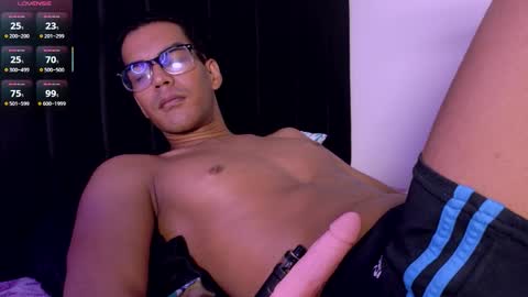 pikashuu7u7 online show from 10.11.25