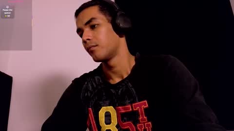 pikashuu7u7 online show from 10.16.25