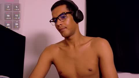 pikashuu7u7 online show from 10.17.25