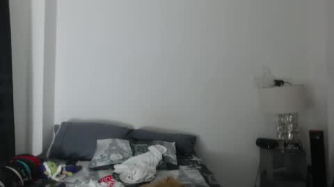 pikoro_gomez online show from 12.11.24