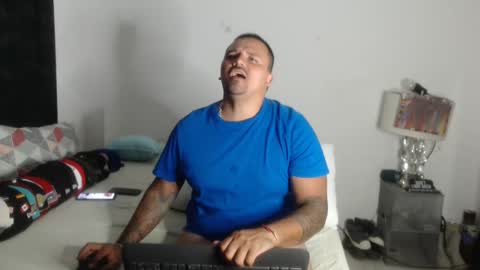 pikoro_gomez online show from 03.04.25