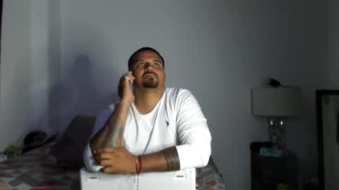 pikoro_gomez online show from 10.10.25