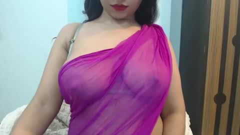 Sayra online show from 12.18.25