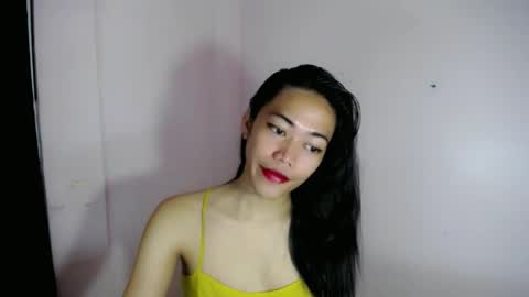 Snapshot of pinay_bella69 chatting on 10.21.25 pinay_bella69 online show from 10.21.25