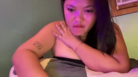 Hot Feb online show from 12.04.25