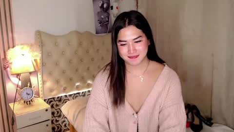 Ivy Morningstar online show from 12.08.24