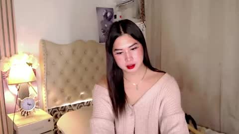 Ivy Morningstar online show from 12.12.24