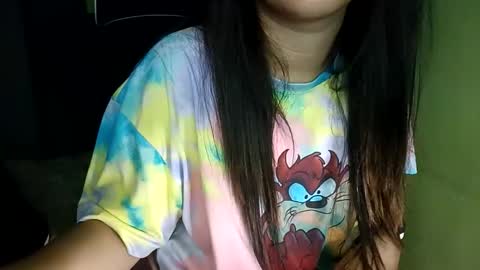 Snapshot of pinayhottie0028 chatting on 10.19.25 PinayHottie online show from 10.19.25