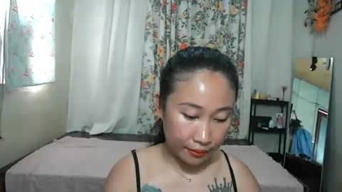 yumie  online show from 06.07.26