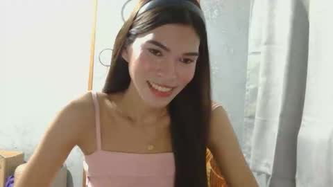 Snapshot of pinayjessaxxx chatting on 05.28.26 pinayjessaxxx online show from 05.28.26