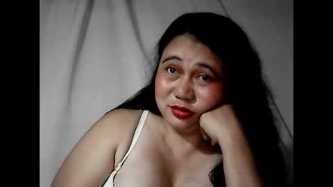 pinaymama12345 online show from 10.13.25