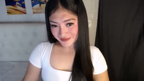 Snapshot of pinaymelanie chatting on 05.27.26 pinaymelanie online show from 05.27.26