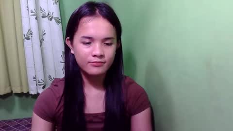 Snapshot of pinaymorena_rhowe chatting on 12.07.24 pinaymorena_rhowe online show from 12.07.24