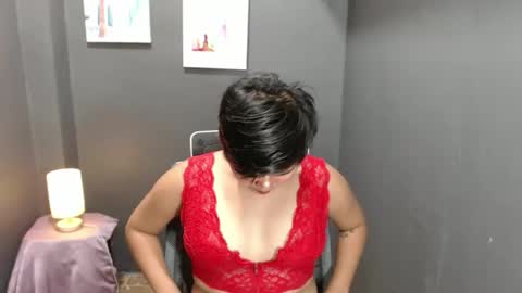 Snapshot of pinayprincesslyn chatting on 01.30.25 Lyn the Lesbian online show from 01.30.25