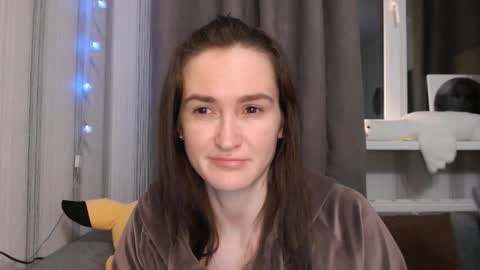 Snapshot of pineapple__mood chatting on 12.22.24 online show from 12.22.24