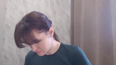 Snapshot of pineapple__mood chatting on 01.23.25 online show from 01.23.25