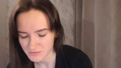 Snapshot of pineapple__mood chatting on 01.26.25 online show from 01.26.25
